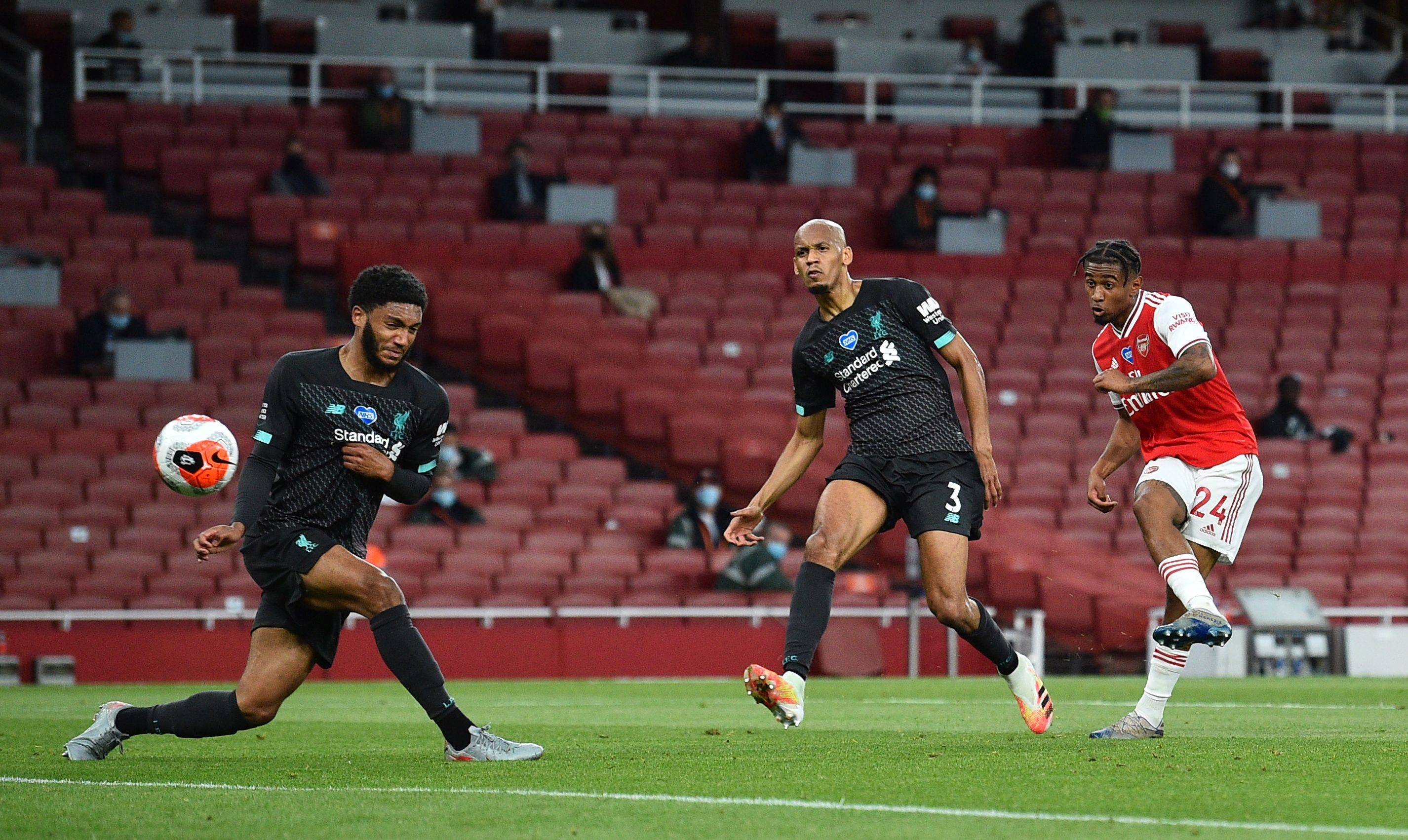 届世界大学 届世界大学